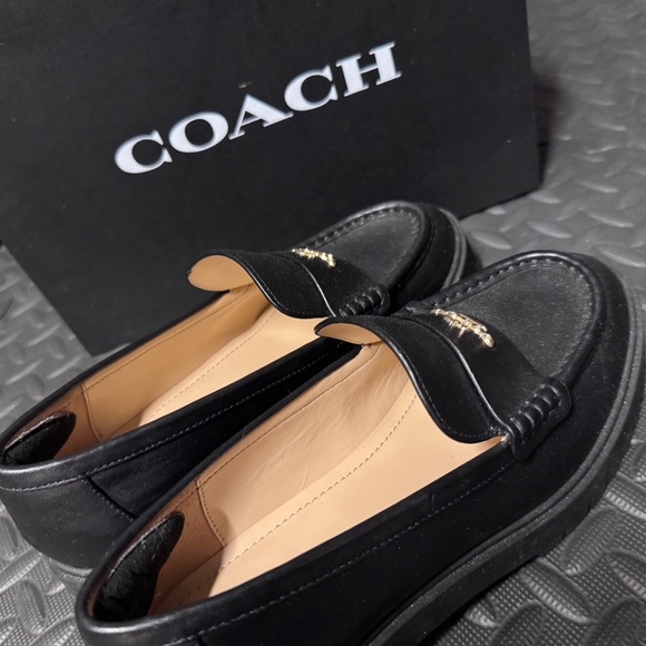 *Brand New* Coach Ruthie Loafer (Black) - Size 6.5 - Picture 2 of 6